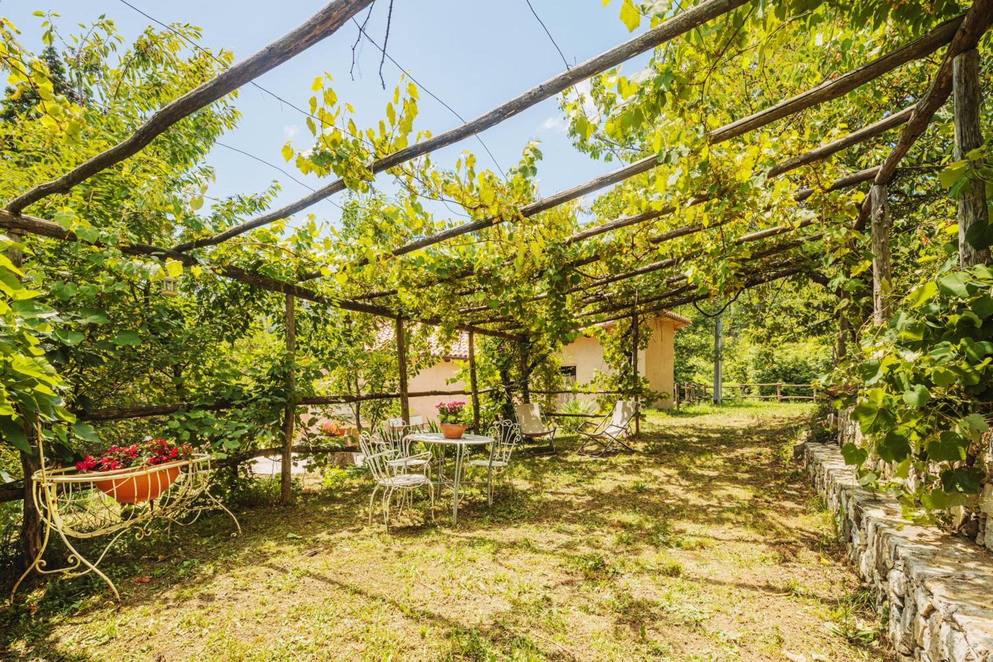 Agriturismo Di Charme E Ristorante Stallato Il Filo Di Paglia Carro Buitenkant foto