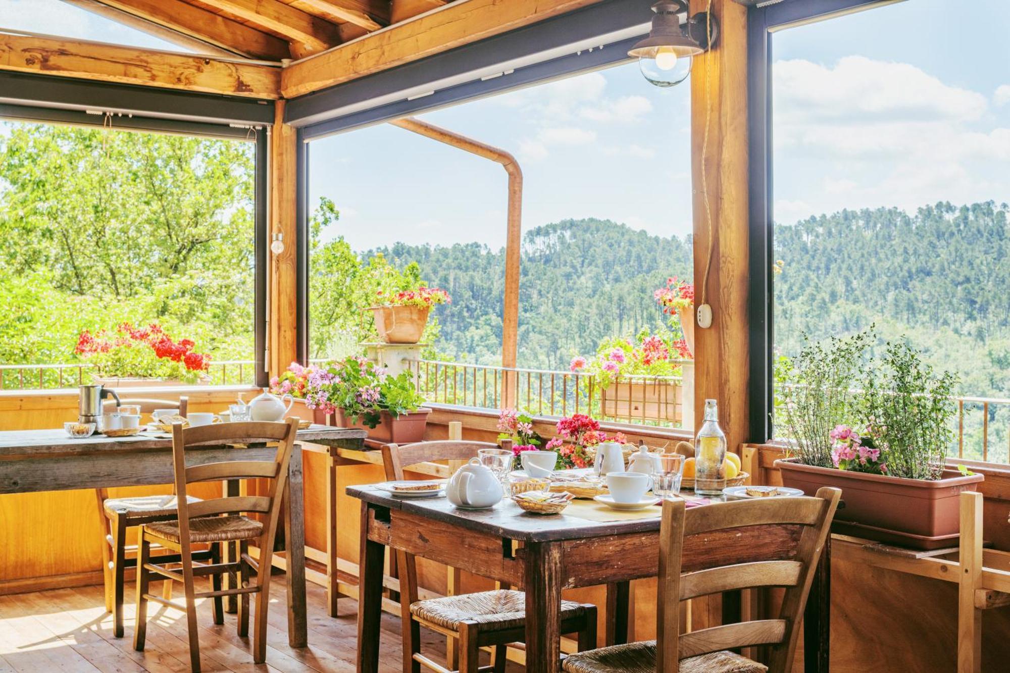 Agriturismo Di Charme E Ristorante Stallato Il Filo Di Paglia Carro Buitenkant foto